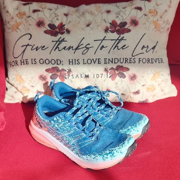 Womens ASICS Fuji Lite Trail Running Shoes Size 7 - Picture 1 of 9